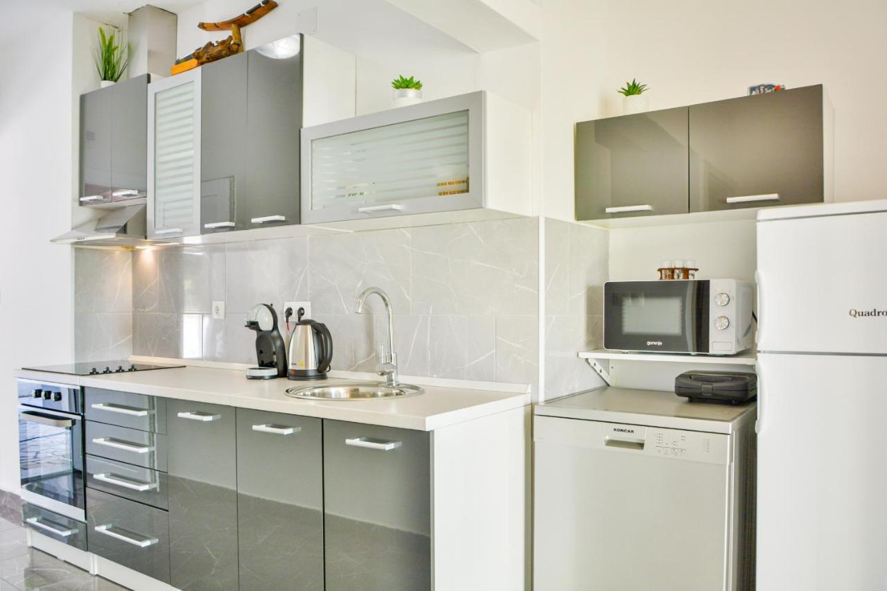 Apartments Did Ive Sibinj Krmpotski Kültér fotó