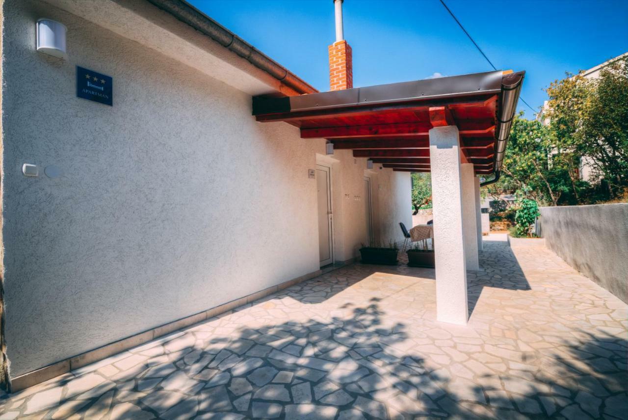 Apartments Did Ive Sibinj Krmpotski Kültér fotó